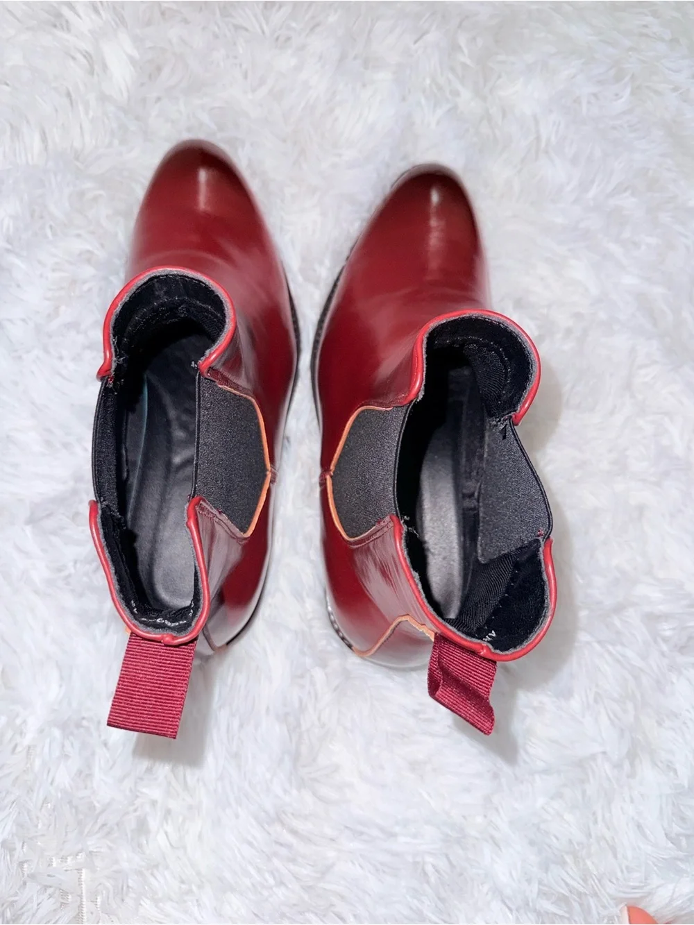 Men's Chelsea Boots in Burgundy Red